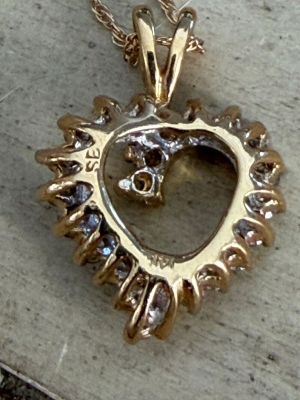 Vintage Signed SE 14K Gold & Diamond Heart Pendant & B-G 14k Rope Chain 3g - Picture 5 of 9